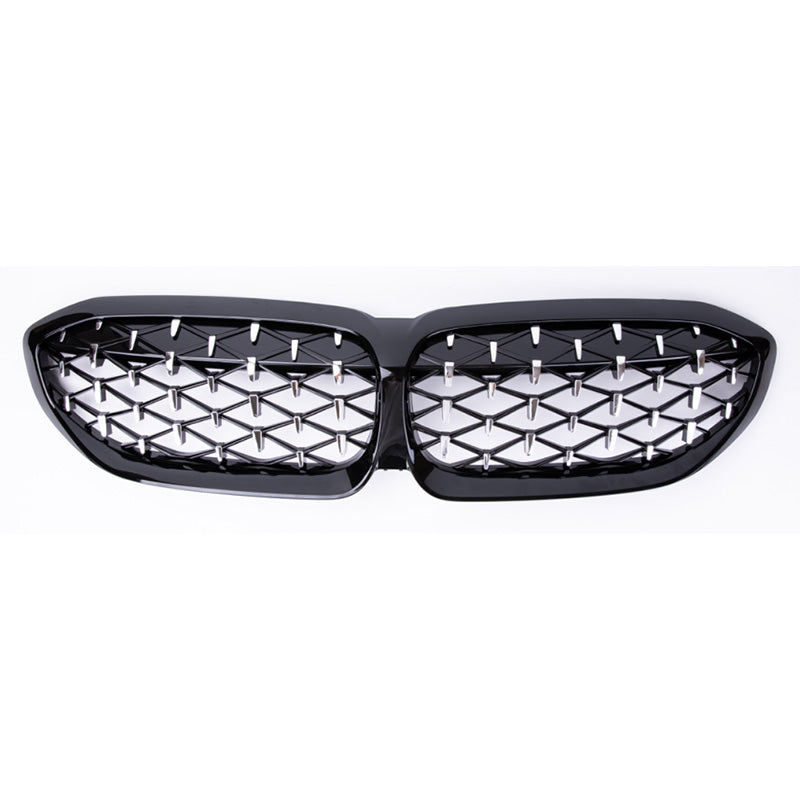 Ein RSHOP BMW Frontgrill Diamond Schwarz für 3er Serie G20/G28 (2020), mit glänzendem schwarzen Finish mit Rautenmuster und Chrom-Highlights. Der Grill bietet einen sportlicheren und eleganteren Look, wurde speziell für die BMW 3er Serie G20/G28 entworfen und dient zur Dekoration der Fahrzeugfront und zur Luftstromsteuerung.